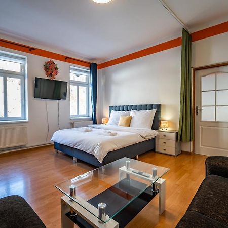 Tuan Long Apartments Jáchymov Eksteriør billede