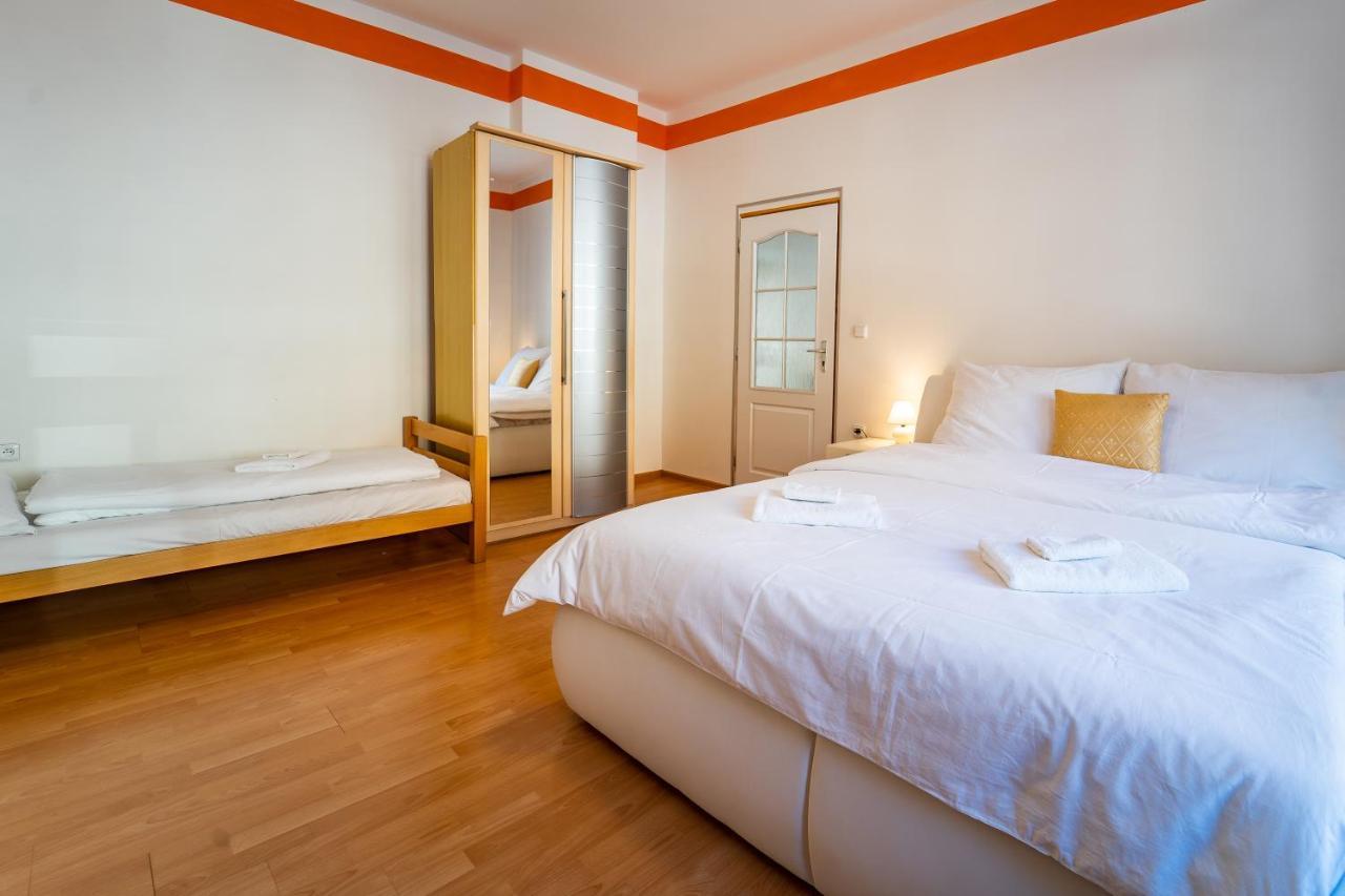 Tuan Long Apartments Jáchymov Eksteriør billede